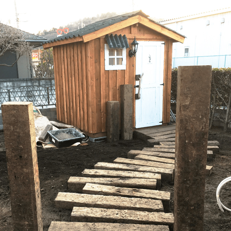 hut_03